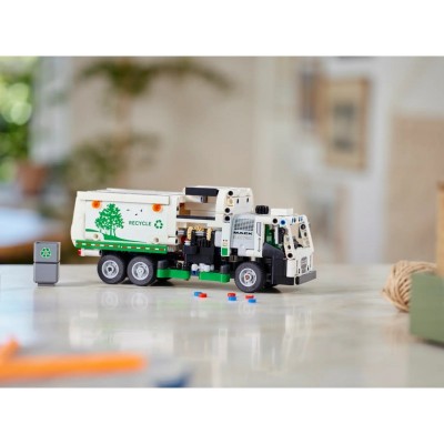 Конструктор LEGO Technic Сміттєвоз Mack® LR Electric