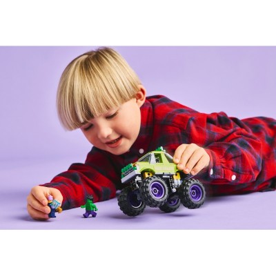 Конструктор LEGO Super Heroes Вантажівка Халка проти Таноса