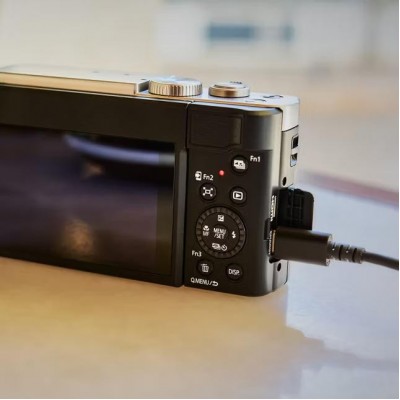 Цифр. фотокамера Panasonic DC-TZ99 Black Цифр. фотокамера Panasonic DC-TZ99 Black