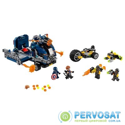 LEGO Конструктор Super Heroes Нападение на грузовик 76143