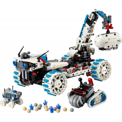 Конструктор LEGO Technic Місяцехід Lunar Outpost. Космічний корабель