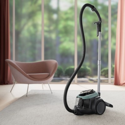 Пилосос Electrolux контейнерний, 700Вт, конт пил -1.6л, HEPA12, 4 насадки, зелений