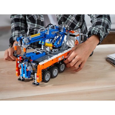 Конструктор LEGO Technic Важкий тягач