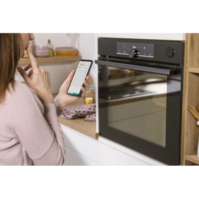 Духова шафа Gorenje електрична, 77л, A+, пара, дисплей, 300 °C, Wi-Fi, чорний