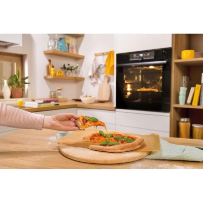 Духова шафа Gorenje електрична, 77л, A+, пара, дисплей, 300 °C, Wi-Fi, чорний