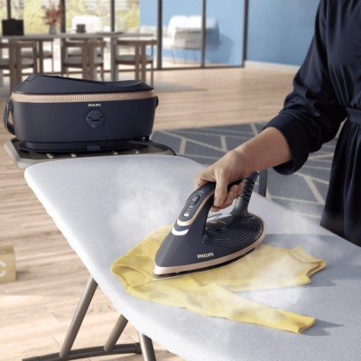 Парогенератор Philips PerfectCare 8000, 3120Вт, 1400мл, паровий удар -800гр, верт. відпарювання, нерж. сталь, чорний Парогенератор Philips PerfectCare 8000, 3120Вт, 1400мл, паровий удар -800гр, верт. відпарювання, нерж. сталь, чорний