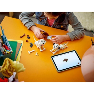 Конструктор LEGO Disney Classic Лакі та Пенні. 101 далматинець