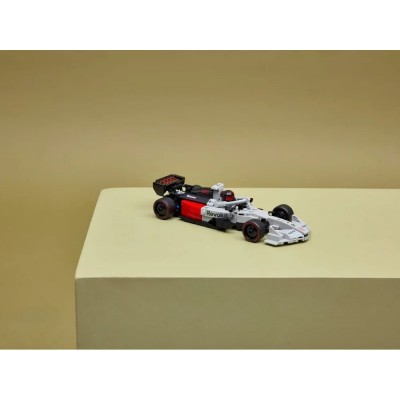 Конструктор LEGO Speed Champions Гоночний автомобіль Audi Revolut F1 Team R26