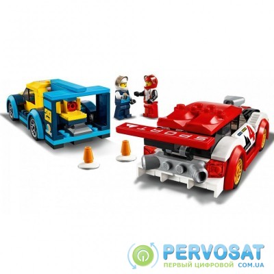 Конструктор LEGO City Гоночные автомобили 190 деталей (60256)
