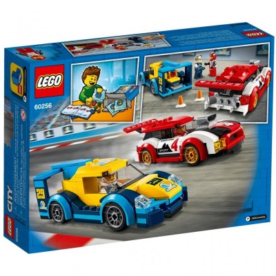 Конструктор LEGO City Гоночные автомобили 190 деталей (60256)