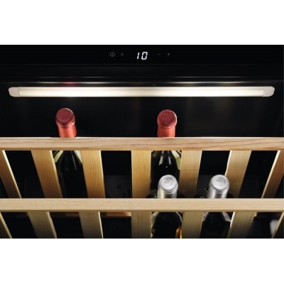 Холодильник Electrolux вбуд. для вина, 45x60х56, полок - 2, зон - 1, бут-18, ST, чорний+нерж
