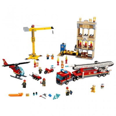 Конструктор LEGO City Центральная пожарная станция 943 детали (60216)