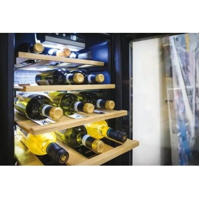 Холодильник Candy для вина, 70x40х55, холод.відд.-73л, зон - 1, бут-21, ST, дисплей, чорний