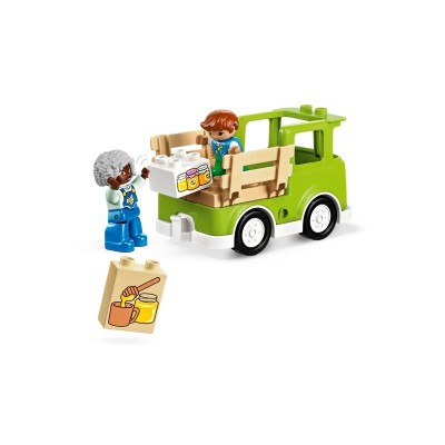 Конструктор LEGO DUPLO Town Догляд за бджолами й вуликами