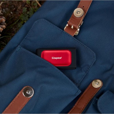 Портативний SSD Kingston 2TB USB 3.2 Gen 2 Type-C XS1000