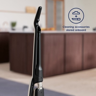 Пилосос Electrolux WQ61-44SW