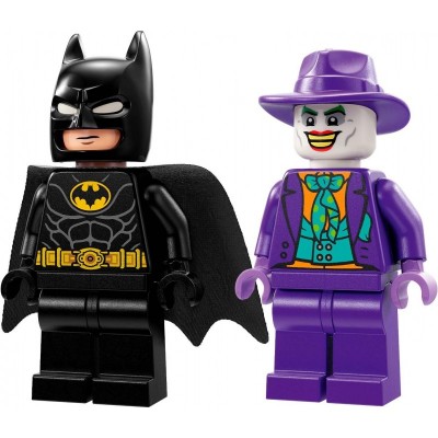 Конструктор LEGO DC Batman™ Бетмоліт: Бетмен проти Джокера