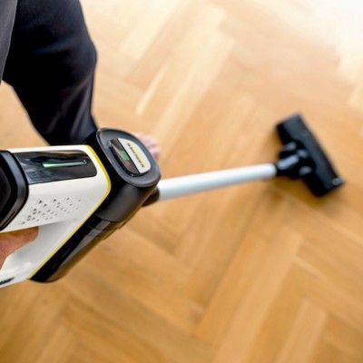 Пилосос Karcher безпровідний VC 7 Cordless yourMax, 350Вт, конт пил -0.8л, автон. робота до 60хв, вага-2.57кг, HEPA 12, білий