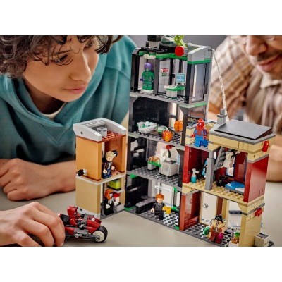 Конструктор LEGO Super Heroes Людина-павук проти Оскорпа
