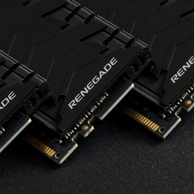 Модуль пам'яті для комп'ютера DDR4 16GB (2x8GB) 3600 MHz Fury Renegade Black HyperX (Kingston Fury) (KF436C16RBK2/16)