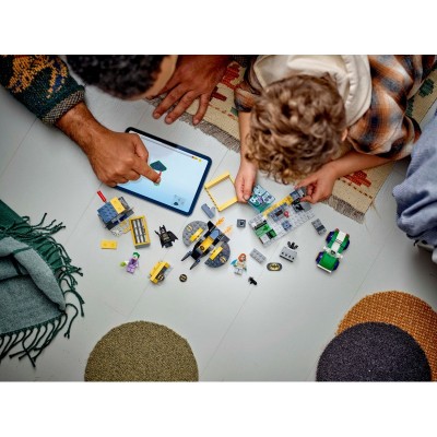 Конструктор LEGO Super Heroes Печера Бетмена з Бетменом, Бетґьорл і Джокером