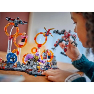 Конструктор LEGO Super Heroes Месники: Завершення. Вирішальна битва