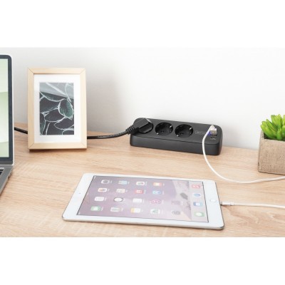 Блок розеток DIGITUS Office, 3xSchuko, 2xUSB-A, 1xUSB-C, 16A, 1.5м, вилка Schuko, чорний Блок розеток DIGITUS Office, 3xSchuko, 2xUSB-A, 1xUSB-C, 16A, 1.5м, вилка Schuko, чорний