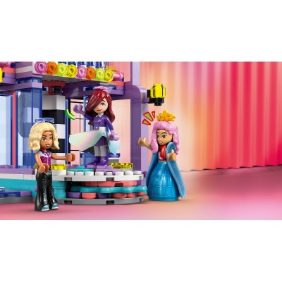 Конструктор LEGO Friends Модний показ у Хартлейк-Сіті