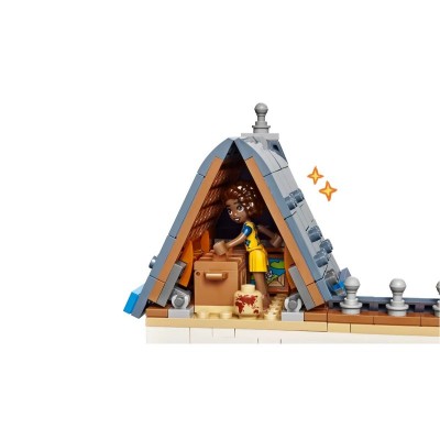 Конструктор LEGO Friends Замковий готель «Ночівля і сніданок»