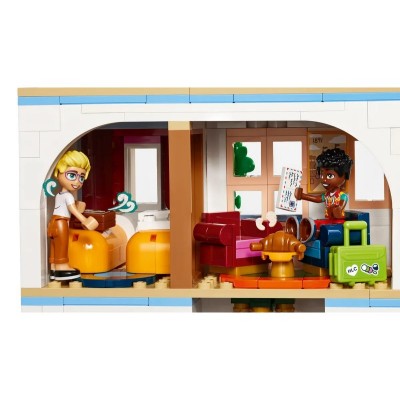Конструктор LEGO Friends Замковий готель «Ночівля і сніданок»