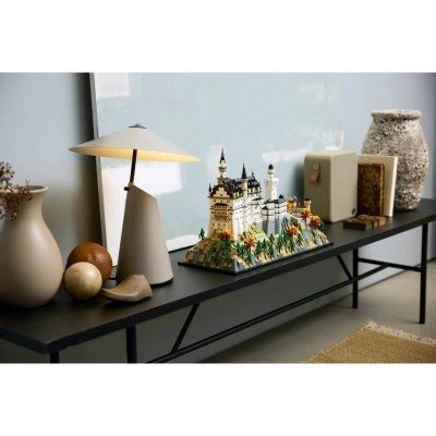 Конструктор LEGO Architecture Замок Нойшванштайн
