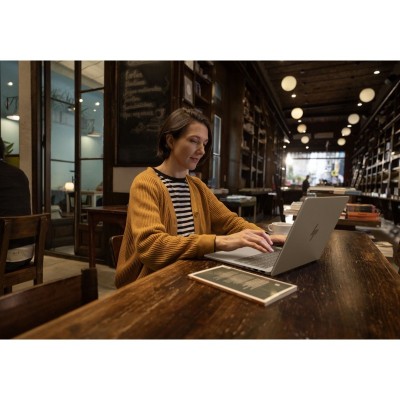 Ноутбук HP OmniBook 7 14-fs0002ua 14" WUXGA IPS AG, Intel 5-210H, 16GB, F512GB, UMA, Win11P, сріблястий